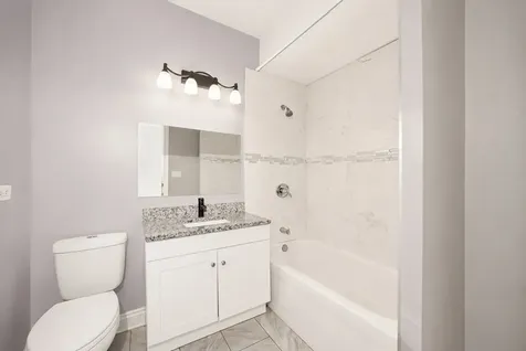 4513 West West End Avenue Chicago IL 60624