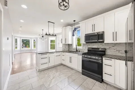 4513 West West End Avenue Chicago IL 60624