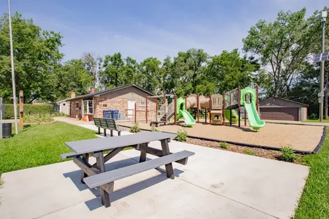 3006 South Elder Lane Holiday Hills IL 60051