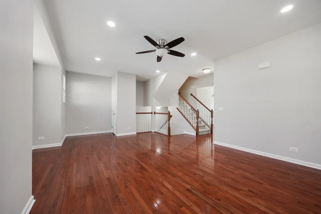 3563 Gabrielle Lane Aurora IL 60504