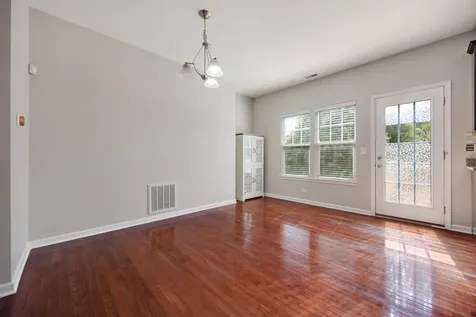 3563 Gabrielle Lane Aurora IL 60504