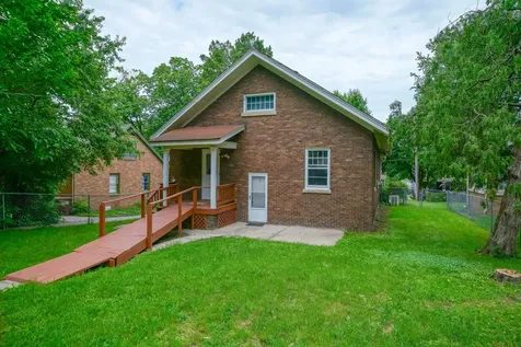 1535 Benton Street Rockford IL 61107