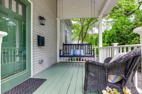 130 East North Avenue Lake Bluff IL 60044