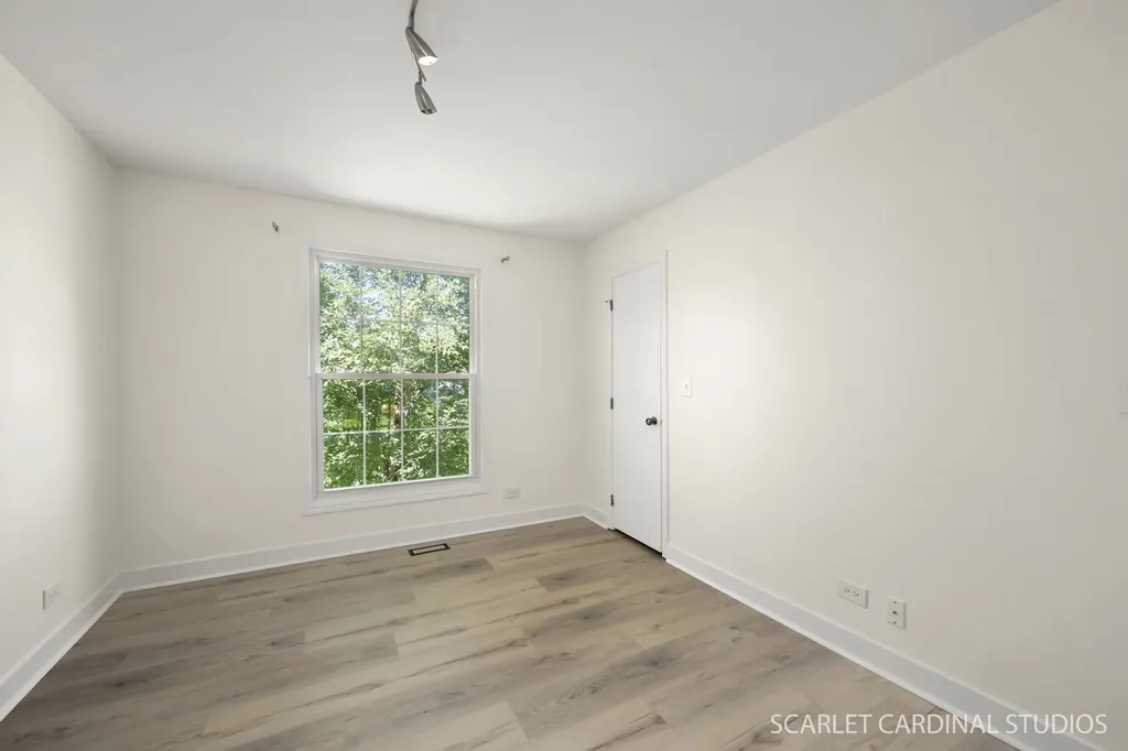315 Newport Lane Aurora IL 60504