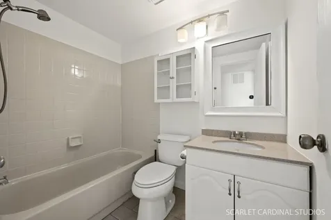 315 Newport Lane Aurora IL 60504