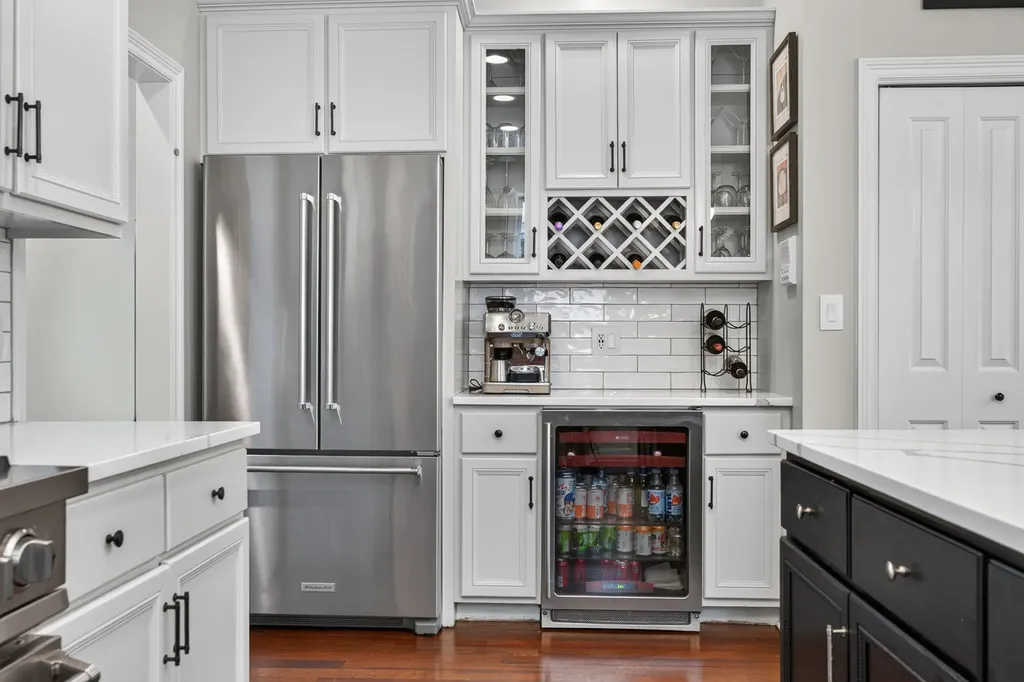 1320 West Grenshaw Street Chicago IL 60607