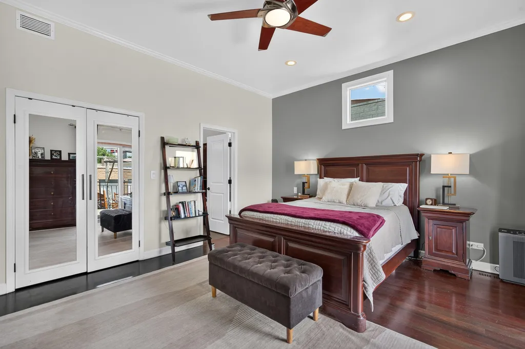 1320 West Grenshaw Street Chicago IL 60607