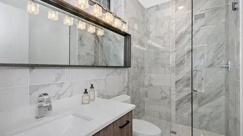 3918 South King Drive Chicago IL 60653