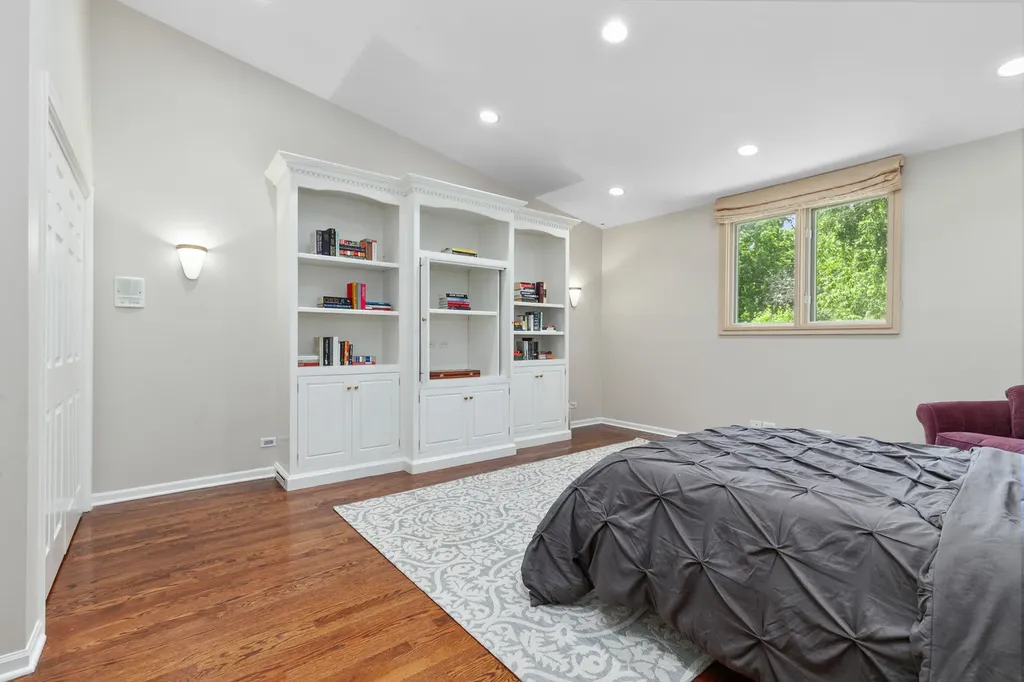 1302 Hawthorne Lane Hinsdale IL 60521
