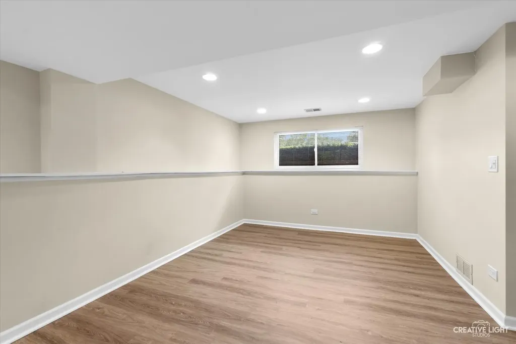 1301 Coolidge Avenue Wheaton IL 60189
