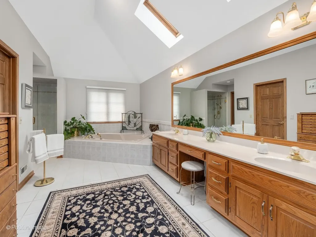6905 Irish Court Darien IL 60561