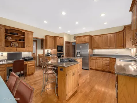 6905 Irish Court Darien IL 60561