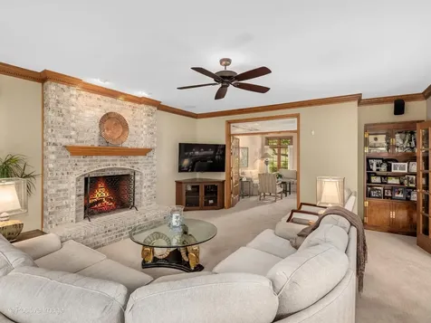 6905 Irish Court Darien IL 60561
