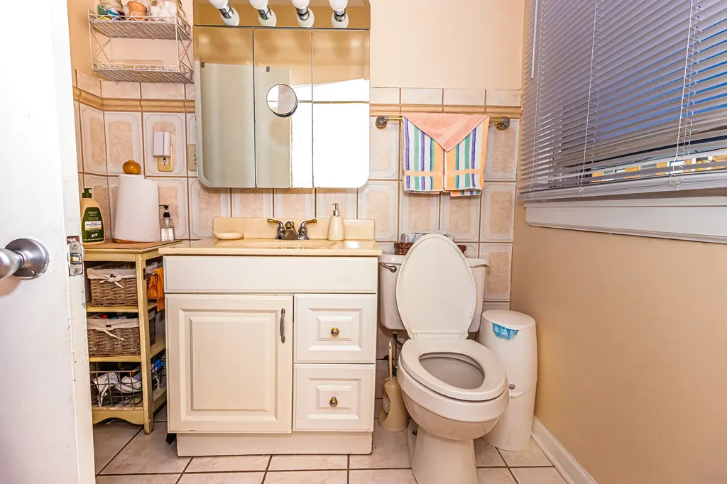 10714 South Eberhart Avenue Chicago IL 60628