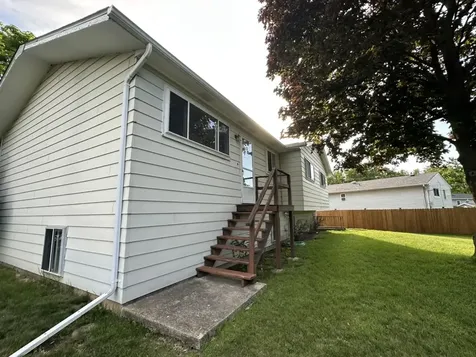 8119 Eastwood Lane Woodridge IL 60517