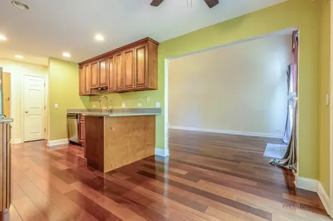 96 Manchester Drive Buffalo Grove IL 60089