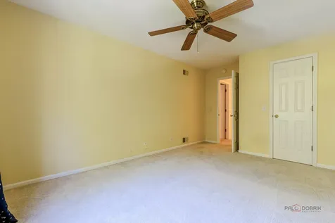 96 Manchester Drive Buffalo Grove IL 60089