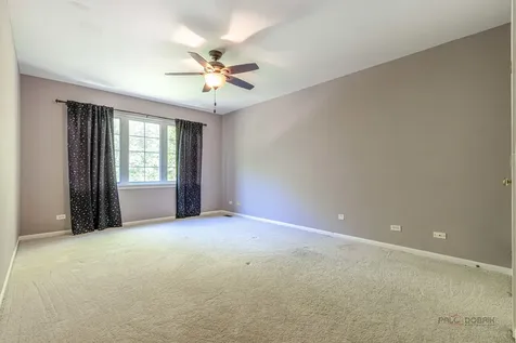 96 Manchester Drive Buffalo Grove IL 60089