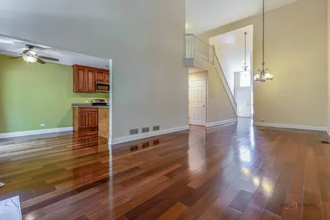 96 Manchester Drive Buffalo Grove IL 60089