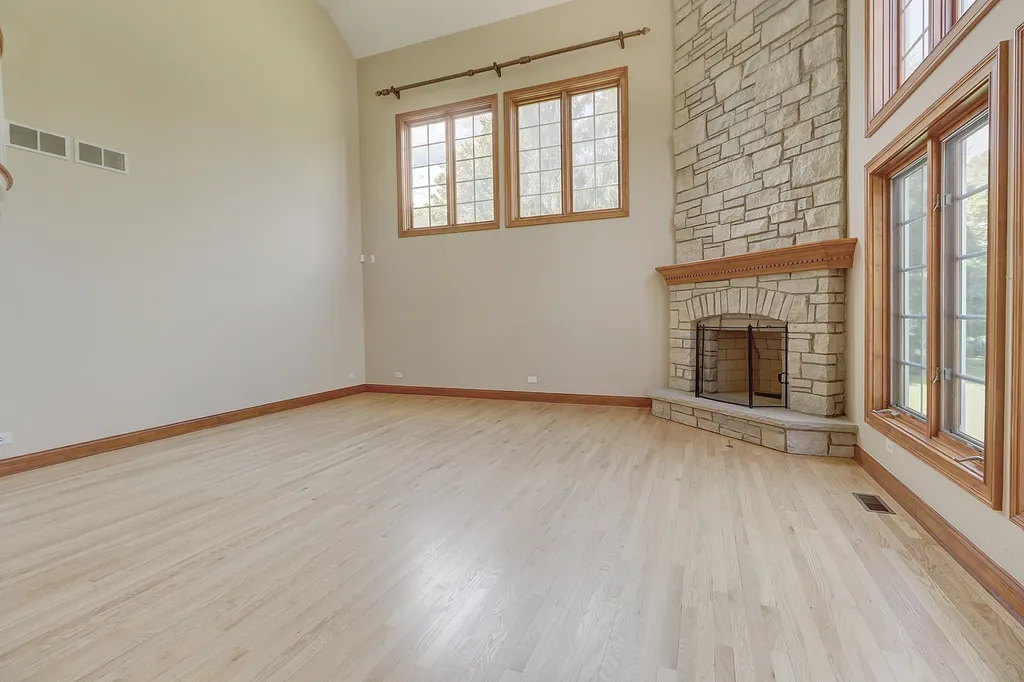 26025 Whispering Woods Circle Plainfield IL 60585