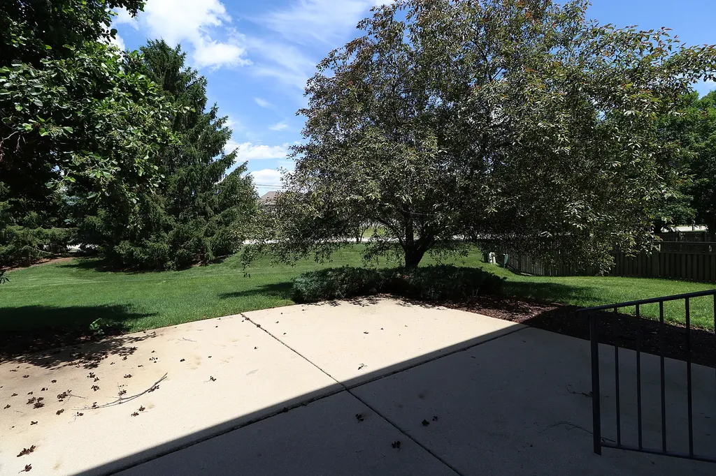 26025 Whispering Woods Circle Plainfield IL 60585