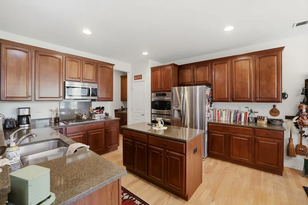 13410 Abbington Drive Huntley IL 60142