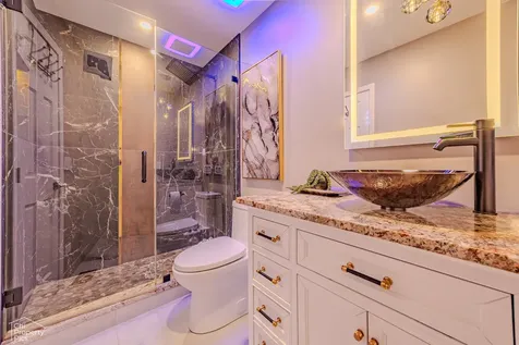660 Versailles Circle Elk Grove Village IL 60007
