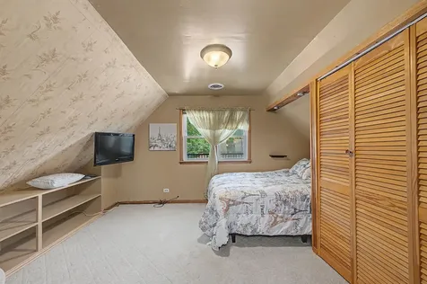 11301 South Avenue H Chicago IL 60617