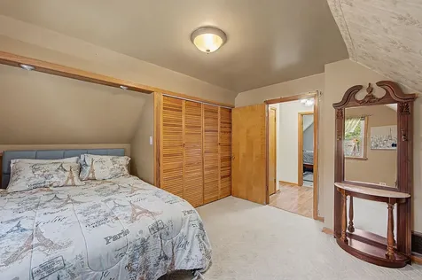 11301 South Avenue H Chicago IL 60617