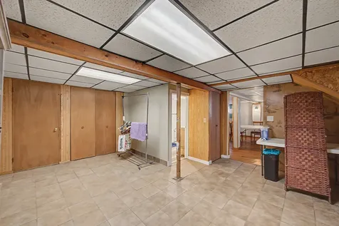 11301 South Avenue H Chicago IL 60617