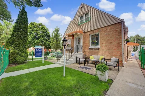 11301 South Avenue H Chicago IL 60617