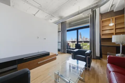 1530 South State Street Chicago IL 60605