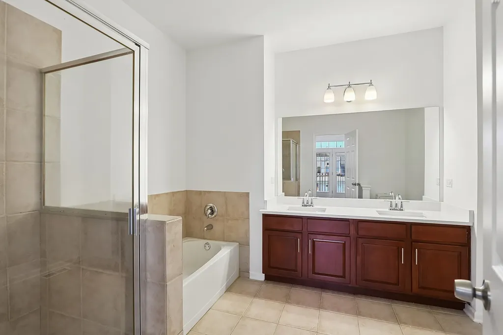 3383 Rosecroft Lane Naperville IL 60564