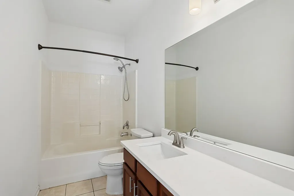 3383 Rosecroft Lane Naperville IL 60564