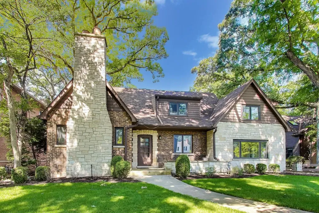 1112 South Home Avenue Park Ridge IL 60068