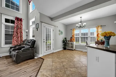 1711 Glenbridge Road Bloomington IL 61704