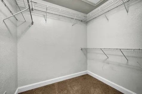 1711 Glenbridge Road Bloomington IL 61704