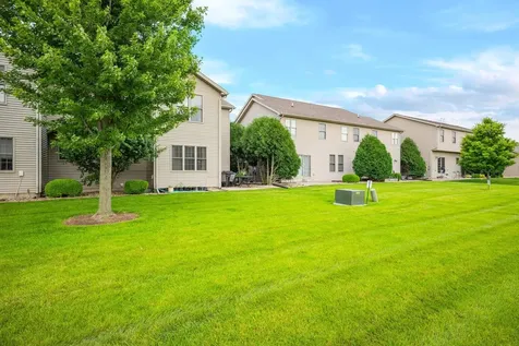 1711 Glenbridge Road Bloomington IL 61704