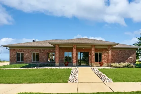 1711 Glenbridge Road Bloomington IL 61704