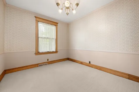127 Alma Street Sycamore IL 60178
