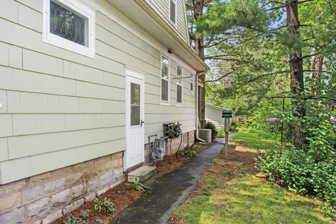 127 Alma Street Sycamore IL 60178