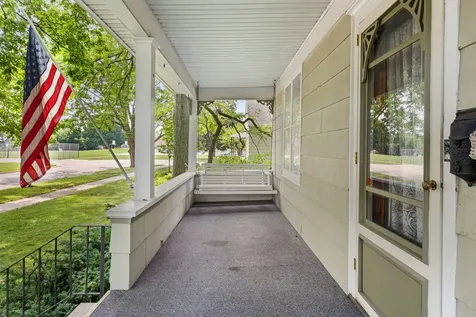 127 Alma Street Sycamore IL 60178