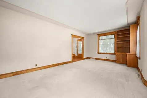 127 Alma Street Sycamore IL 60178