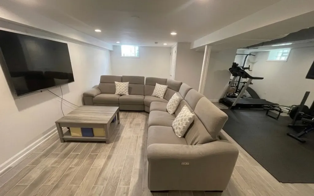6156 North Kedvale Avenue Chicago IL 60646