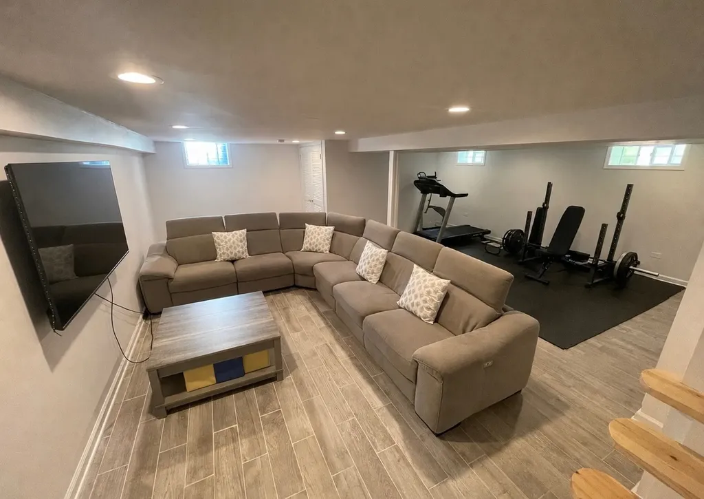 6156 North Kedvale Avenue Chicago IL 60646