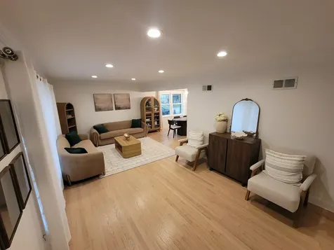6156 North Kedvale Avenue Chicago IL 60646