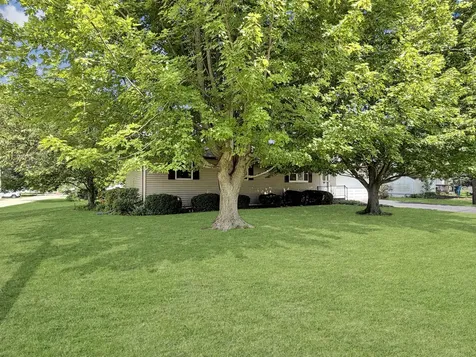 309 Maple Avenue Forreston IL 61030