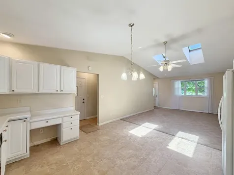 309 Maple Avenue Forreston IL 61030