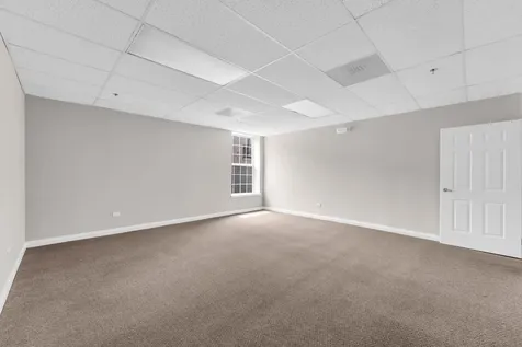 214 Main Street Woodstock IL 60098