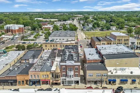 214 Main Street Woodstock IL 60098